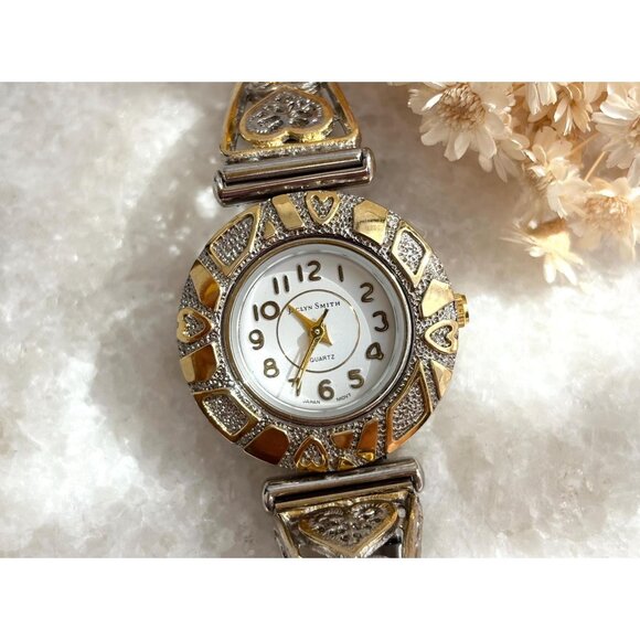 Jaclyn Smith Dual Toned Stretch Ladies Vintage Wristwatch - 28mm - WORKS! - Picture 1 of 8